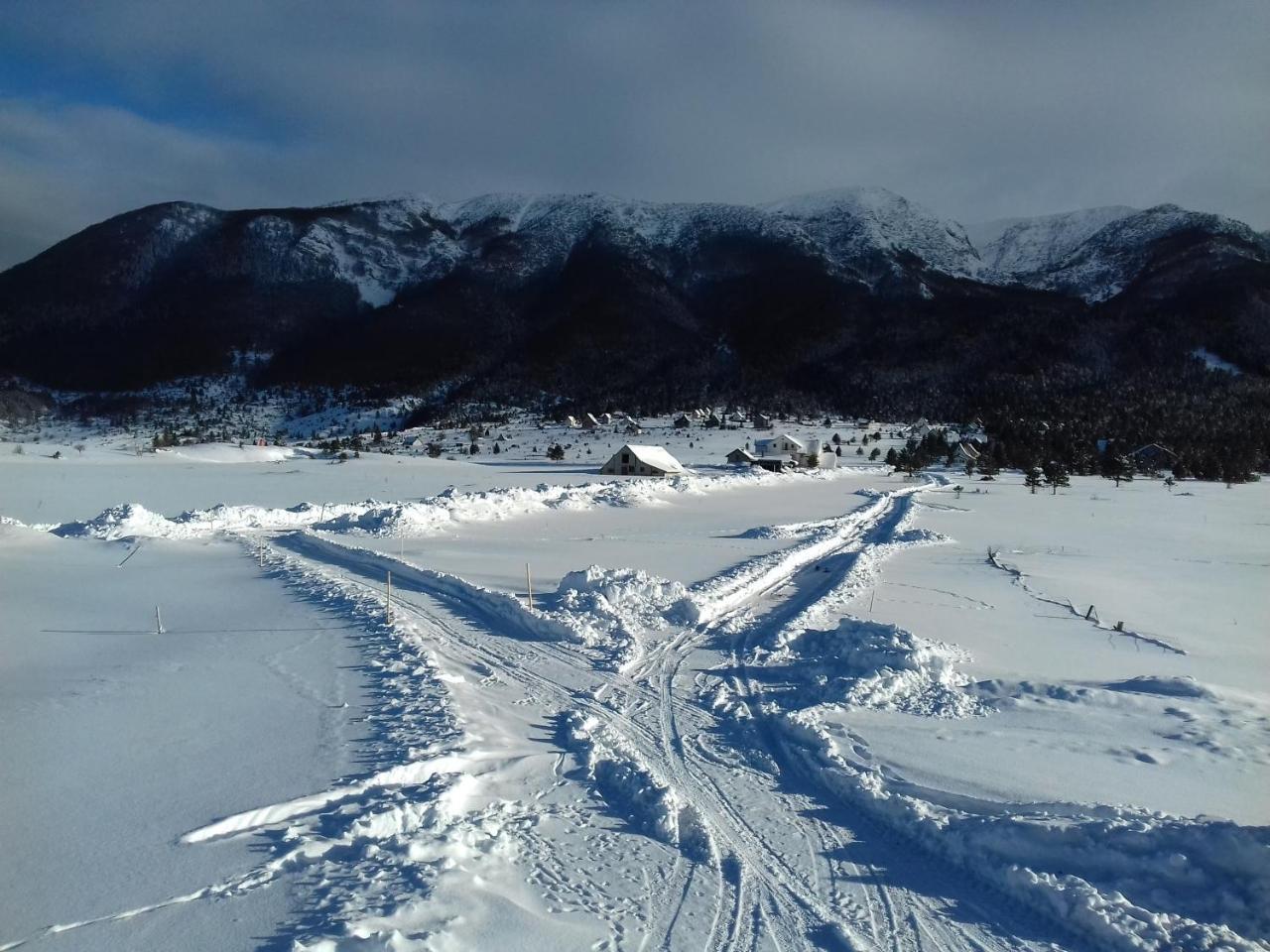 Rudo Polje Vikendica Jela Blidinjeヴィラ エクステリア 写真